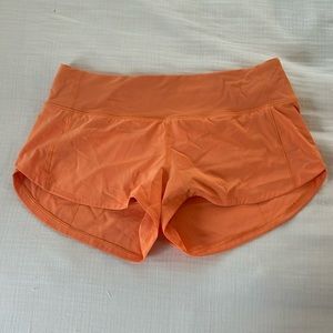 Lululemon Size 4 2.5 Inseam Speed Ups *RARE COLOR NO LONGER SOLD*